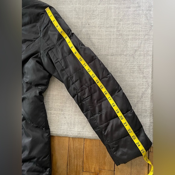 Eddie Bauer lightweight EB 550 goose down filled lightweight jacket- Medium - Picture 10 of 13